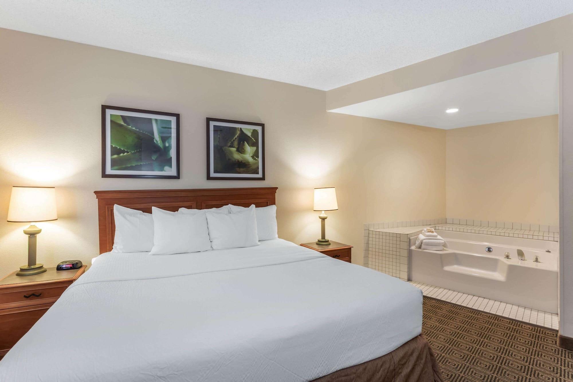 La Quinta By Wyndham Orlando South Hotel Williamsburg Exterior foto